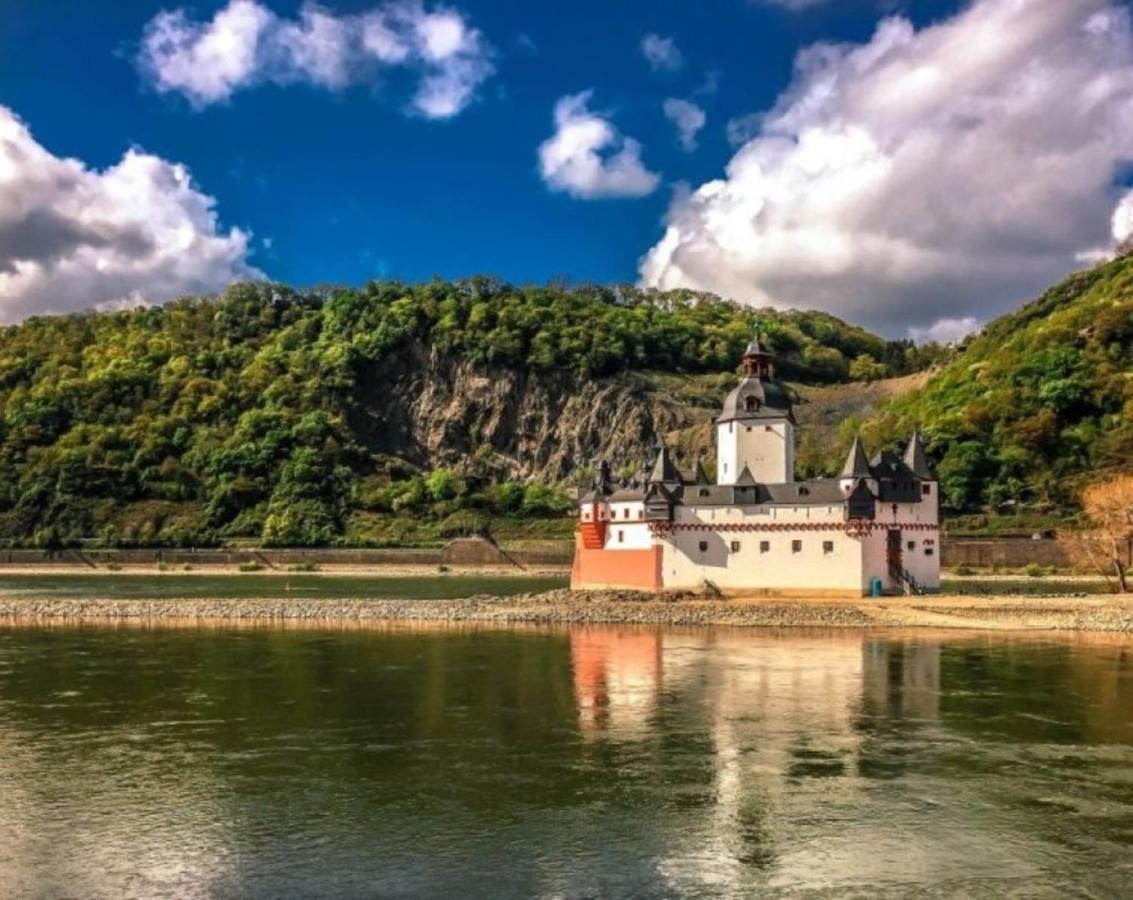 Im Tal Der Loreley Lierschied Exterior foto